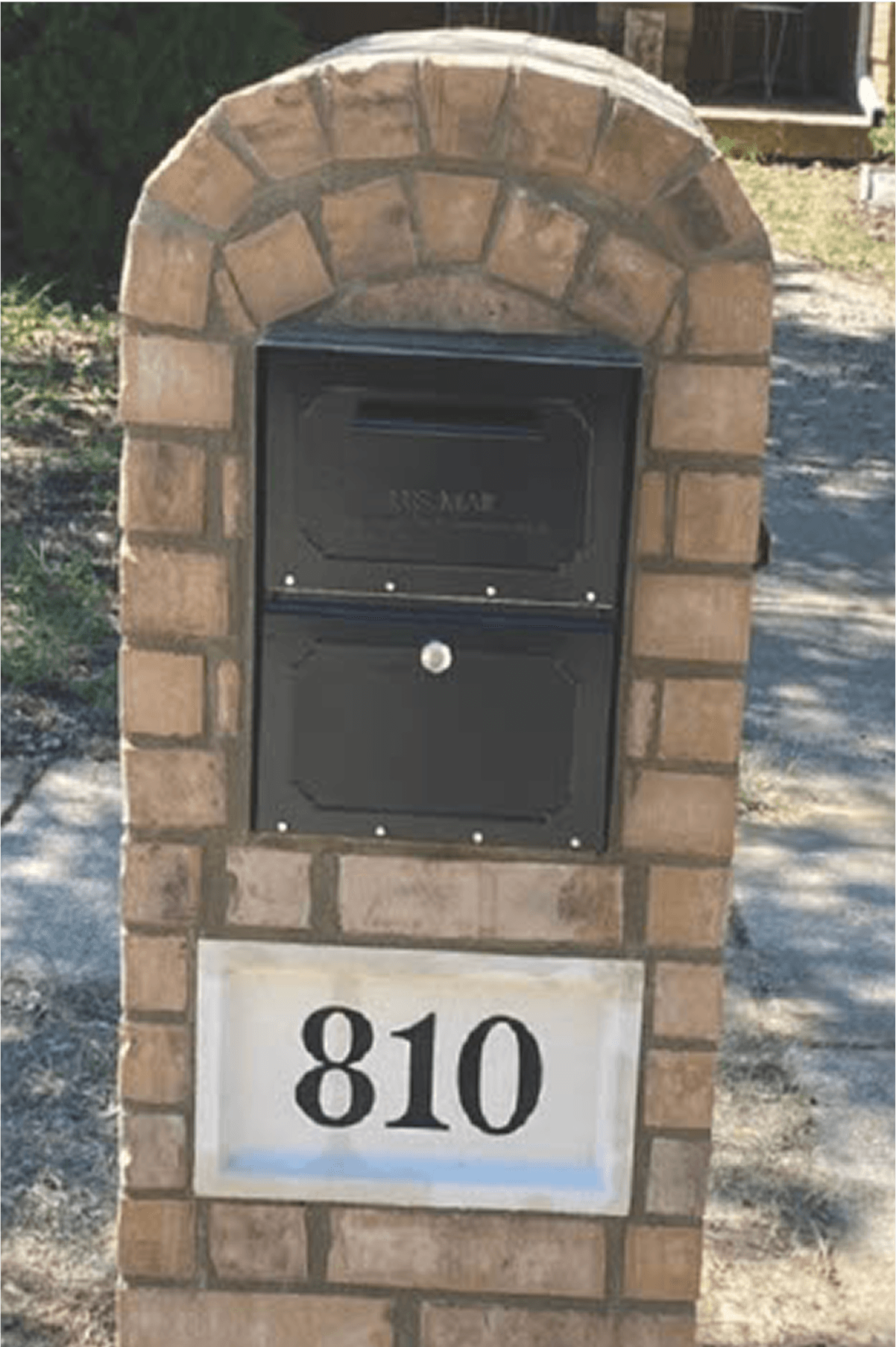 Arched Brick Mailbox After